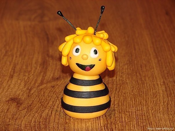 Лепим пчелку