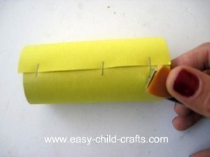 Пчелка из картонного рулона Пчелка из картонного рулона