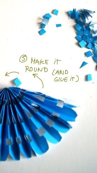 Яркие объемные снежинки Яркие объемные снежинки