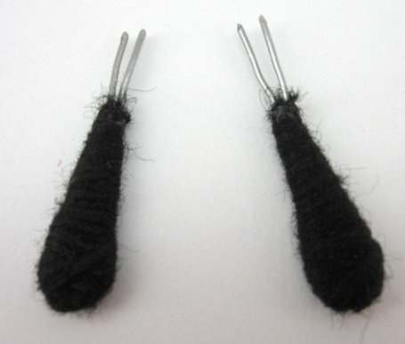 Овечка из пробки и ниток