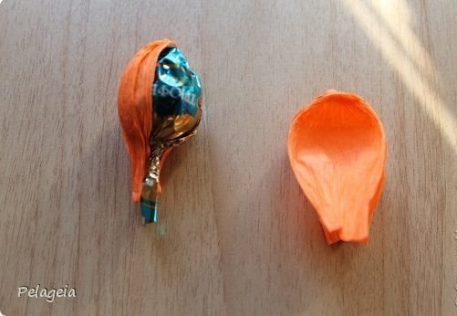 Нарциссы из гофрированной бумаги !