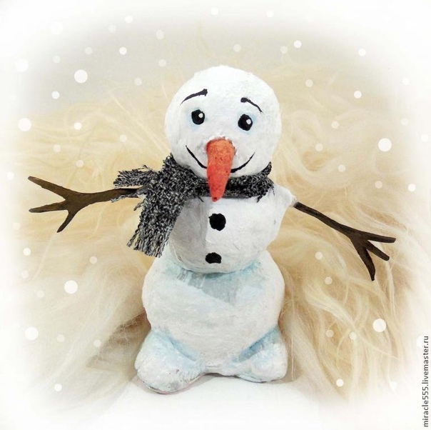 Снеговик из папье-маше