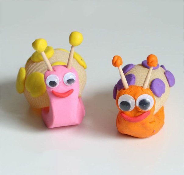 Улитки из пластилина. Улитки из пластилина.