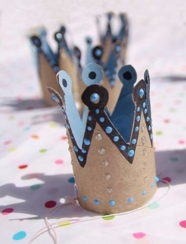 Поделки с детьми из картонных втулок Поделки с детьми из картонных втулок