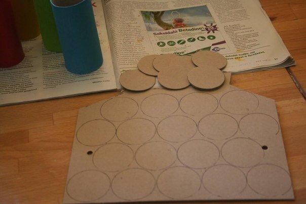 Машинка из рулончиков своими руками