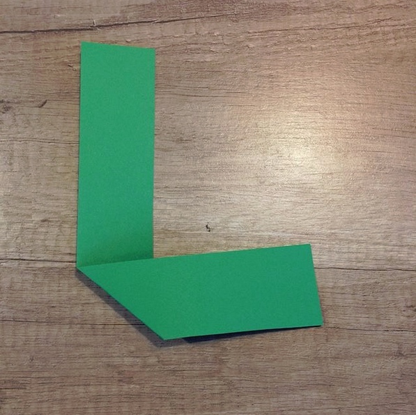 Поделки из бумаги. Рыбка-закладка