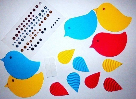 Скворечник из цветного картона