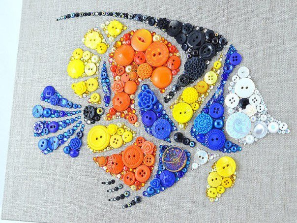 Потрясающие коллажи из пуговиц