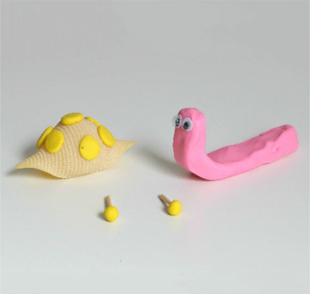 Улитки из пластилина. Улитки из пластилина.