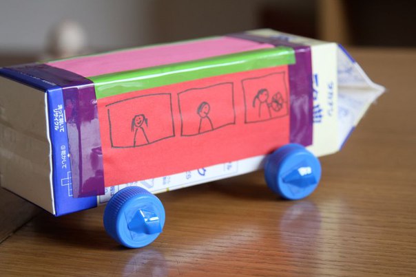 Машинка из молочного пакета своими руками Машинка из молочного пакета своими руками