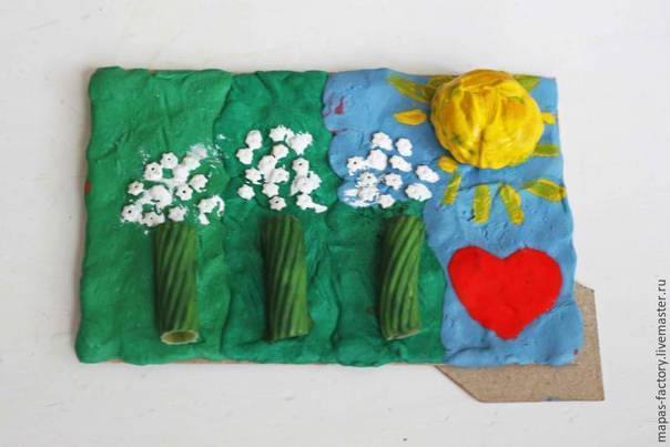 Поделки из макарон и пластилина