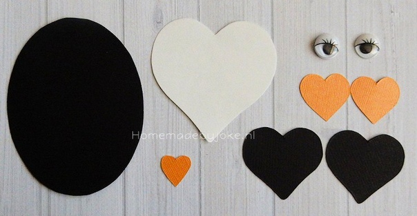 Творческое занятие для малышей "аппликация из сердечек"