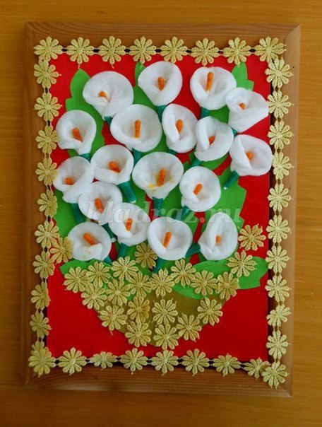 Цветочки их ватных дисков Цветочки их ватных дисков