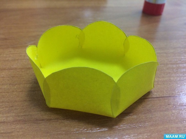 Корзинка с цветочком Корзинка с цветочком