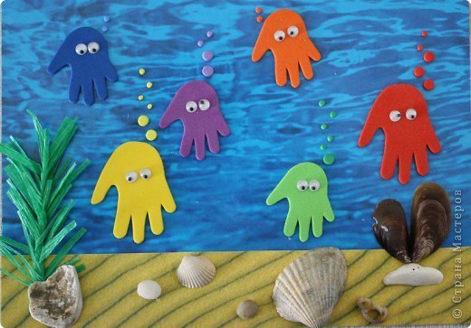 Занятия с детьми: лебедь и другие идеи из ладошек