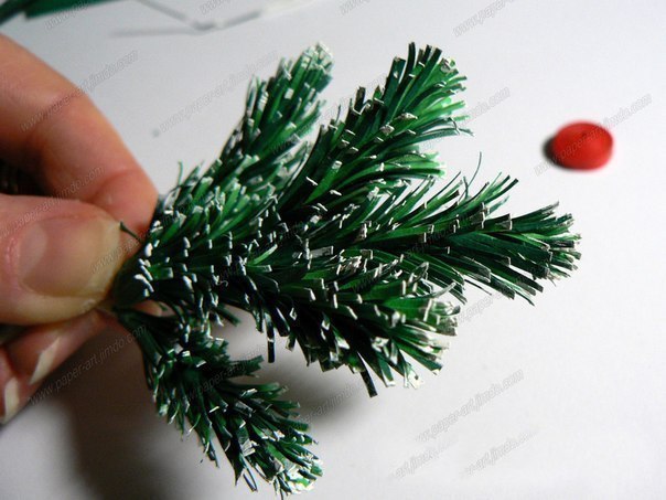 Новогодняя веточка из бумаги Новогодняя веточка из бумаги