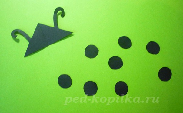 Оригами "божьи коровки"