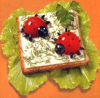 К детскому столу