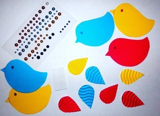 Скворечник из цветного картона