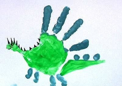 Рисуем ладошками и ножками)