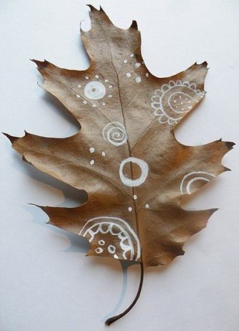 Рисуем на листьях