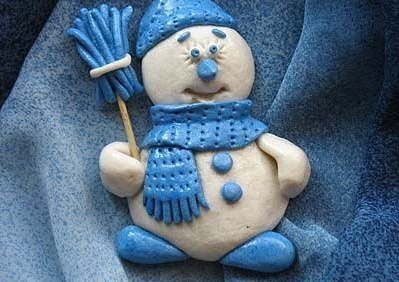 Лепим снеговика из солёного теста Лепим снеговика из солёного теста