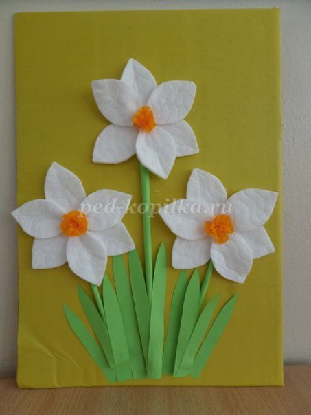 Цветочки их ватных дисков Цветочки их ватных дисков