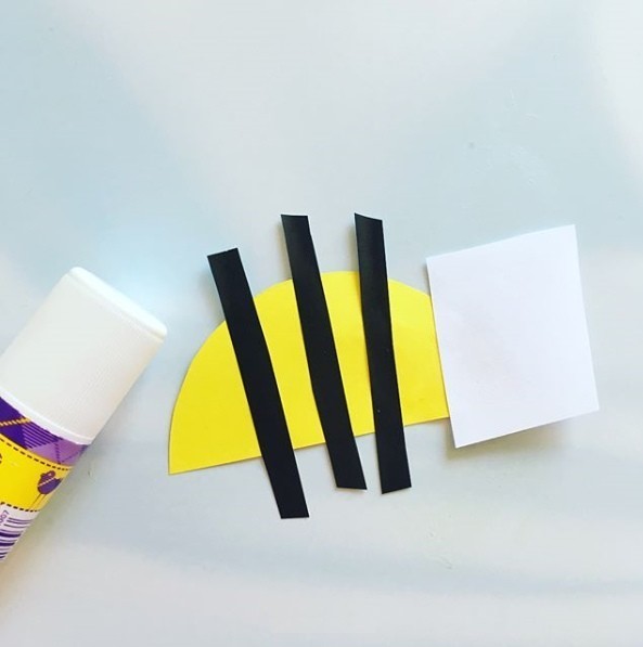 Пчелка из бумаги