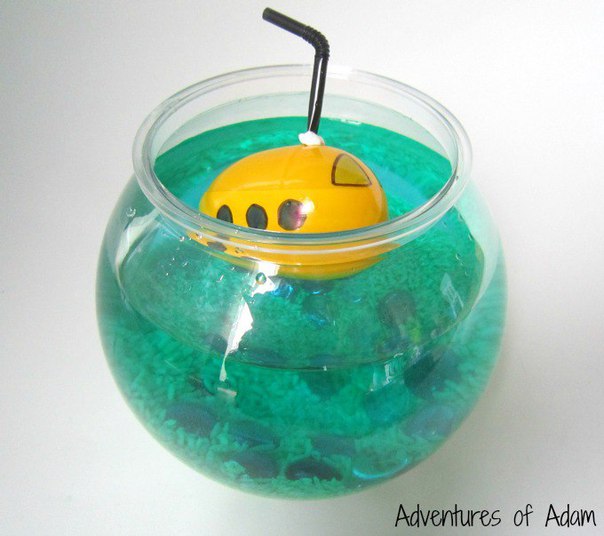 Подводная лодка из пластикового яйца своими руками Подводная лодка из пластикового яйца своими руками