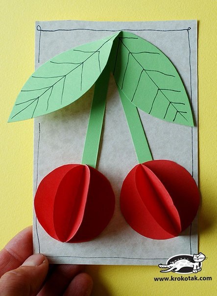 Объемная поделка «вишни»