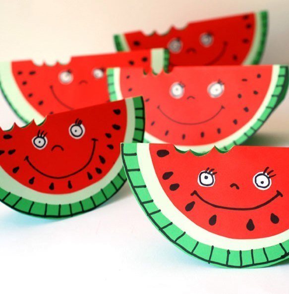 Детская поделка &laquo;арбуз&raquo;
