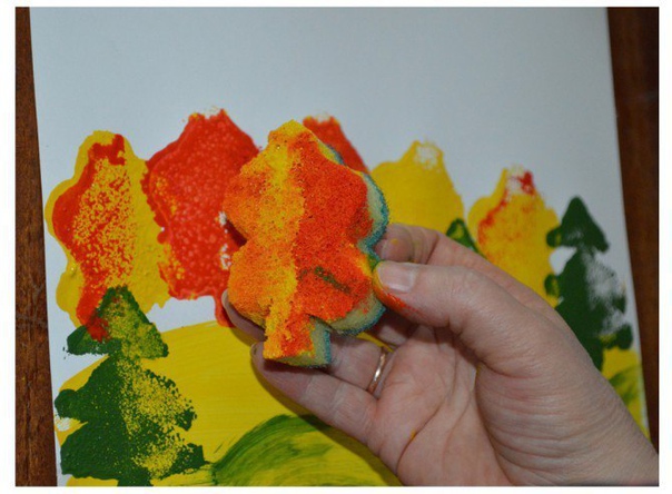 Рисование с помощью губки