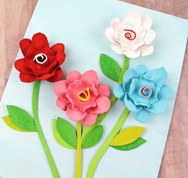 Цветочки из яичных лотков Цветочки из яичных лотков