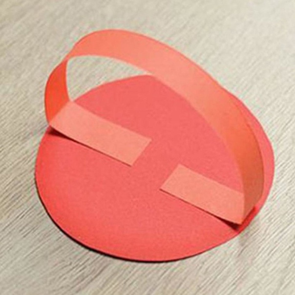 Оригинальная и простая поделка. божьи коровки. Оригинальная и простая поделка. божьи коровки.