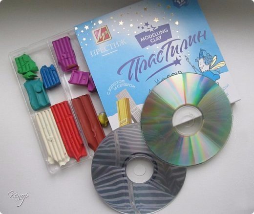 Пластилиновая ёлочка на старом диске