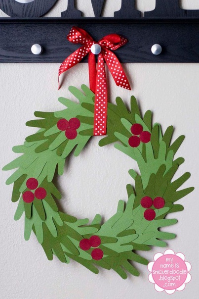 Занятия с детьми: лебедь и другие идеи из ладошек