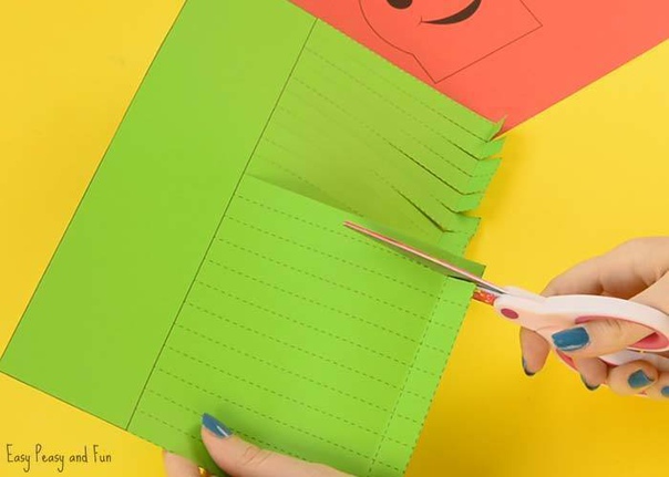 Бумажная гусеница