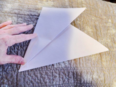 Красивая снежинка из бумаги Красивая снежинка из бумаги