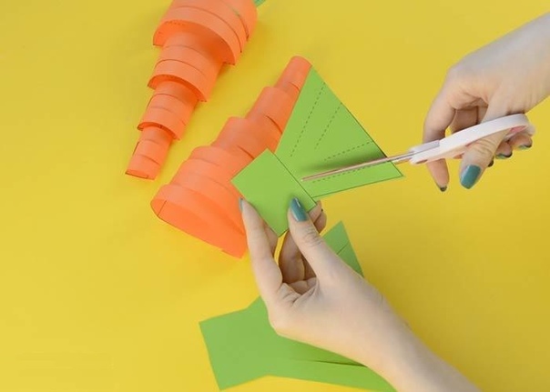 &nbsp;поделки. объемная морковка.