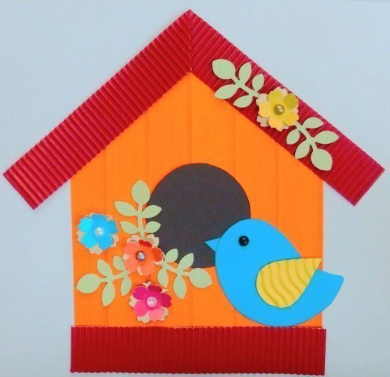 Скворечник из цветного картона