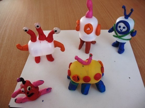 Поделки из контейнеров от киндер-сюрпризов Поделки из контейнеров от киндер-сюрпризов