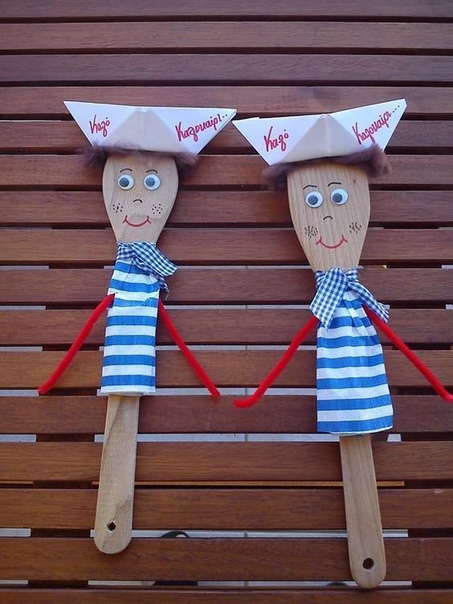 Поделки из деревянных ложек.