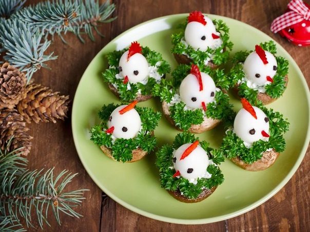 К детскому столу