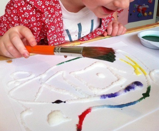 Рисуем клеем и солью Рисуем клеем и солью