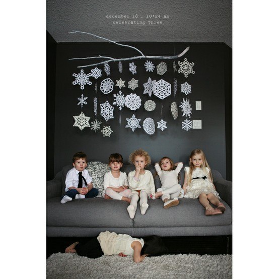 Как украсить дом снежинками Как украсить дом снежинками