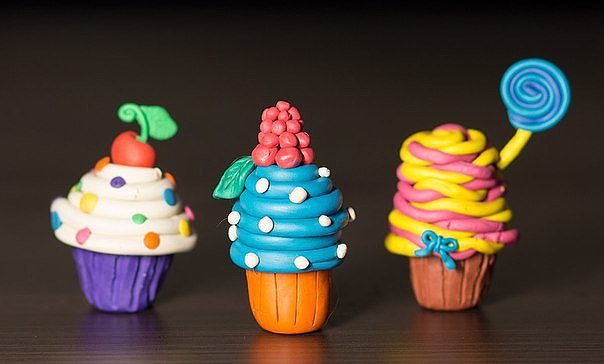 Лепим с детками из пластилина