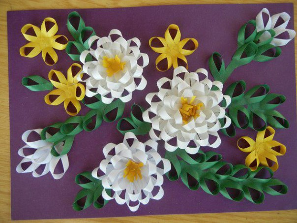 Объёмные аппликации из полосок цветной бумаги