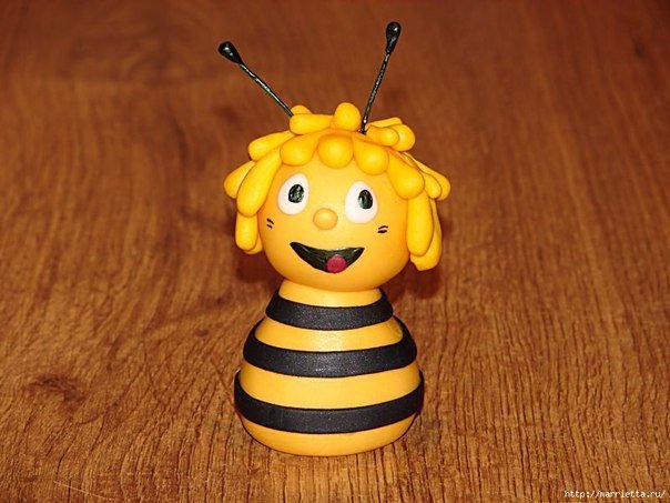 Лепим пчёлку Лепим пчёлку