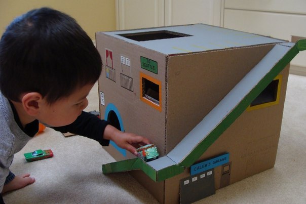 Гараж из картона своими руками