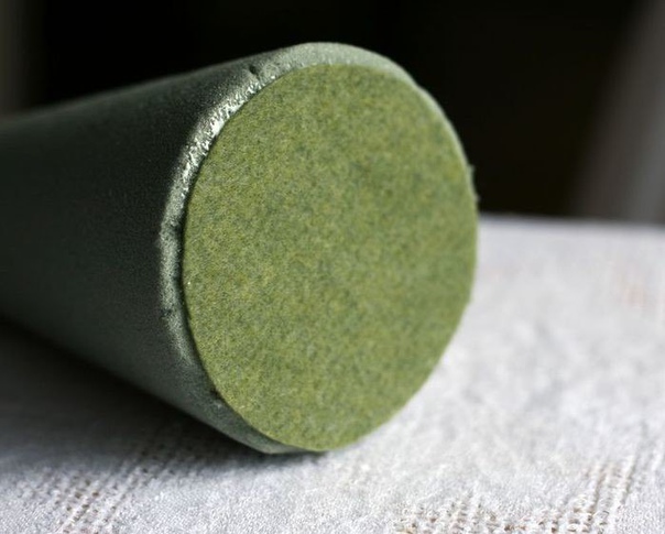 Мастерим елочку из лент Мастерим елочку из лент